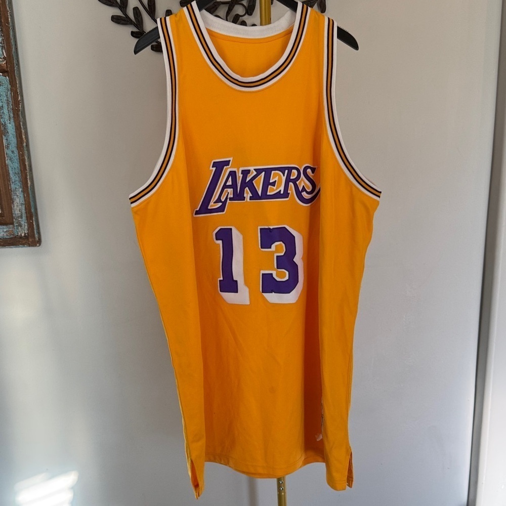 Mitchell & Ness hardwood classics Wilt Chamberlin Lakers Jersey EUC 2XL